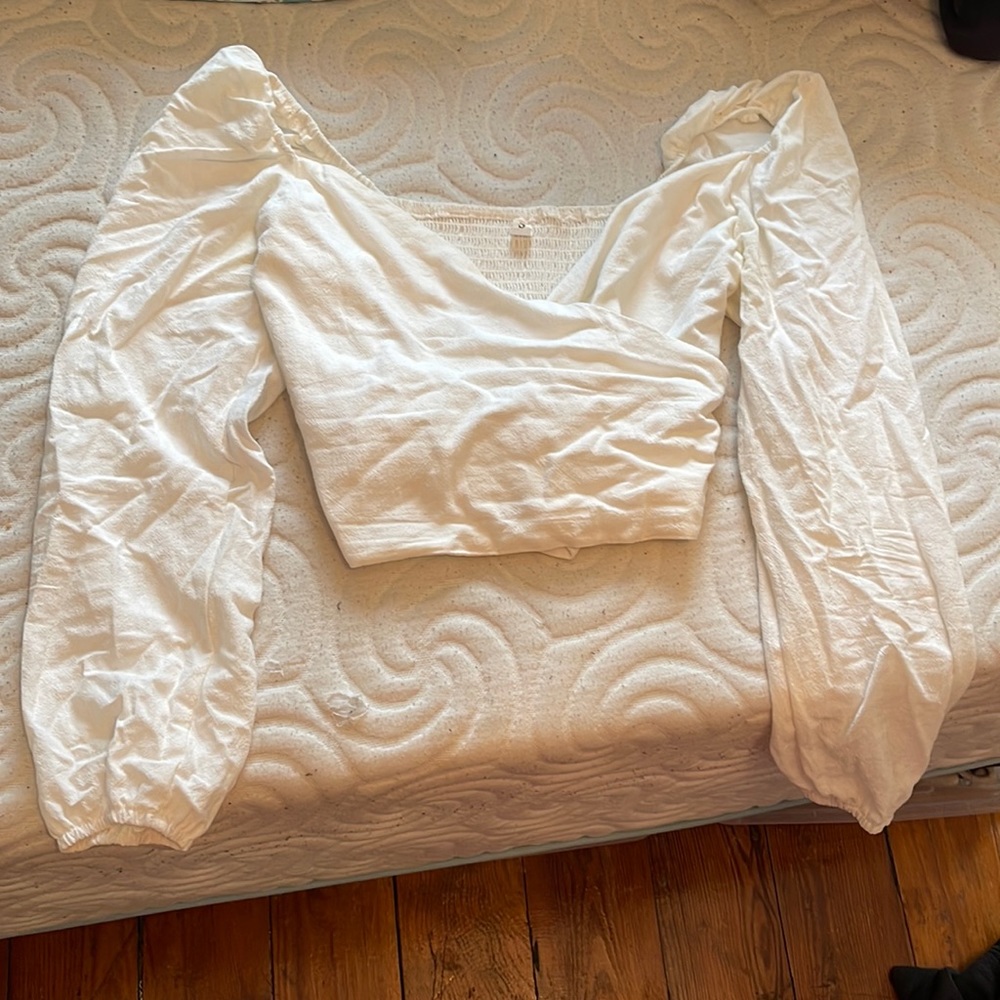 white cropped blouse